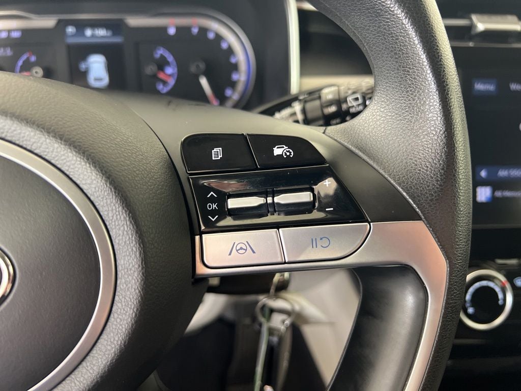 2022 Hyundai TUCSON SE