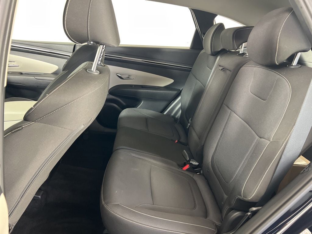 2022 Hyundai TUCSON SE