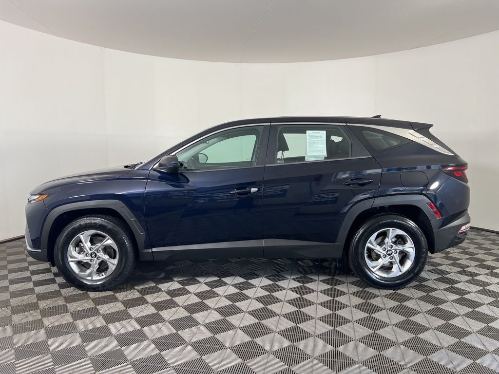2022 Hyundai TUCSON SE