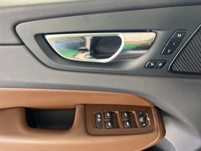 2021 Volvo XC60 T5 Inscription