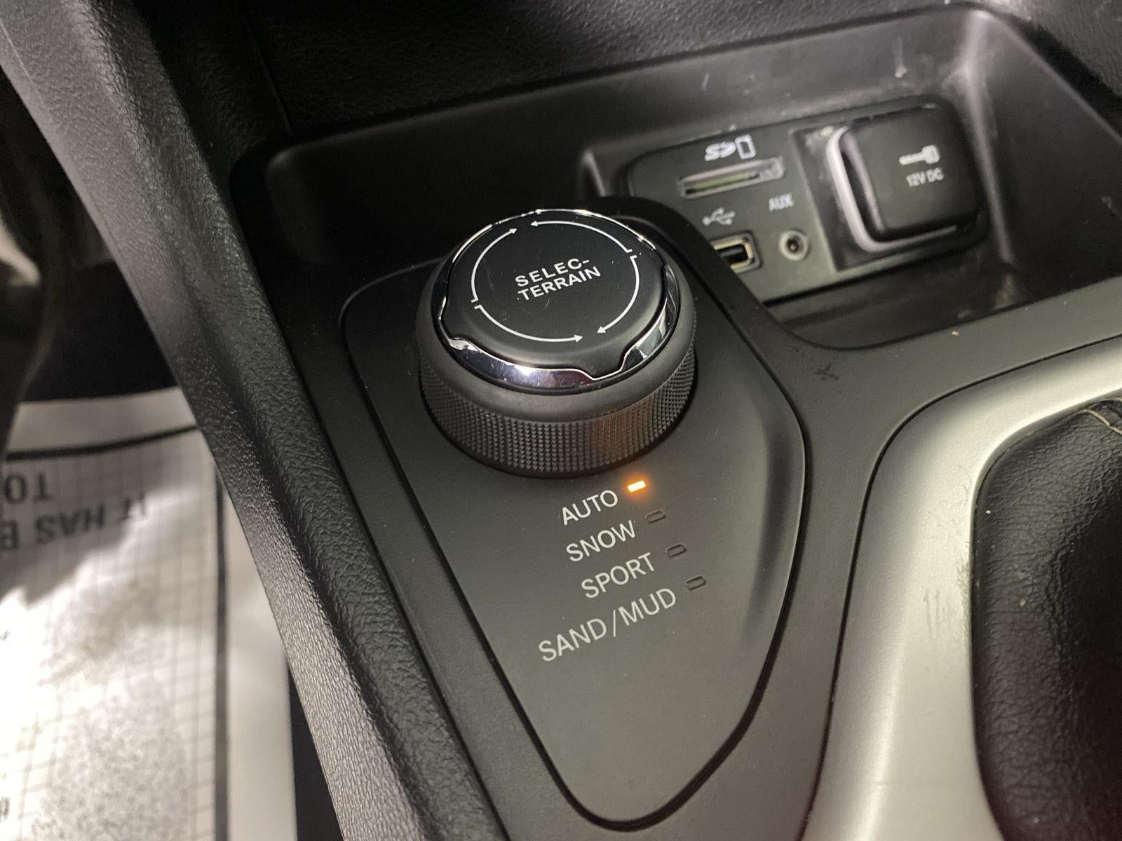 2018 Jeep Cherokee Latitude Plus
