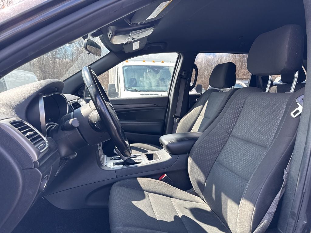 2020 Jeep Grand Cherokee Laredo E