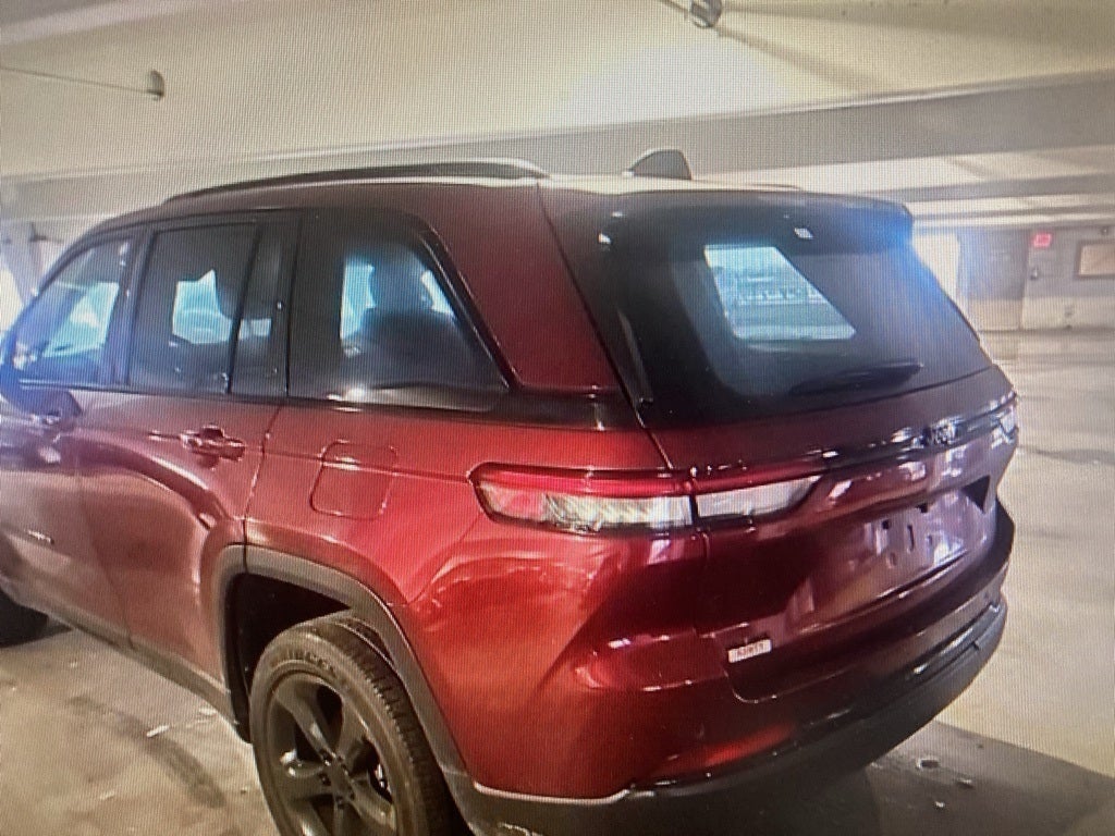 2023 Jeep Grand Cherokee Altitude CERTIFIED