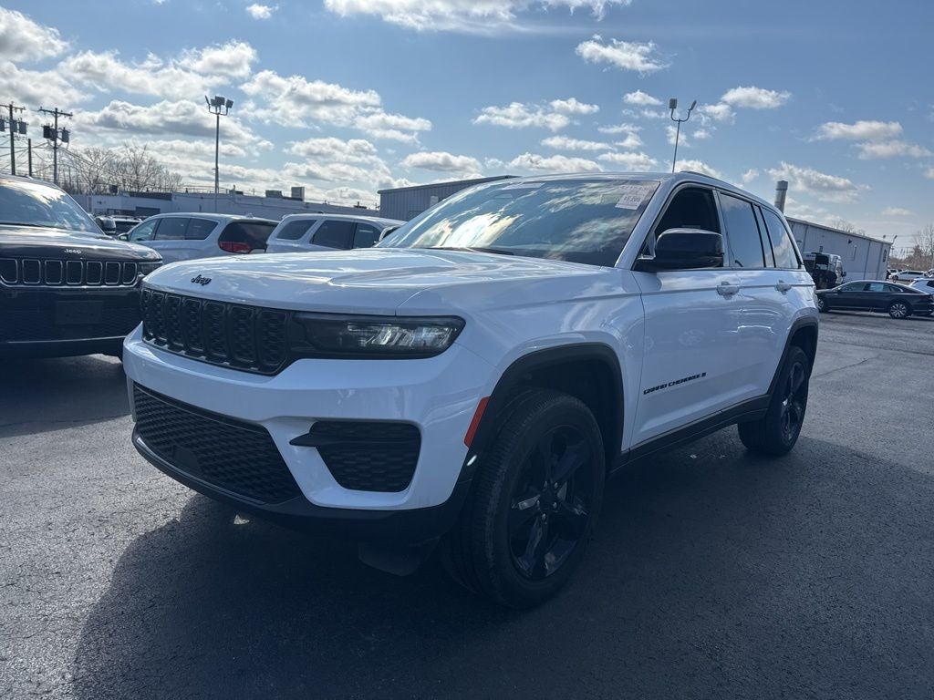 2024 Jeep Grand Cherokee Altitude