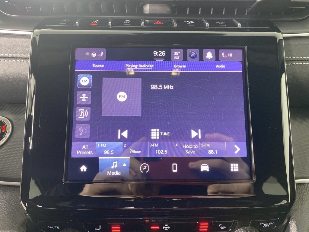 2025 Jeep Grand Cherokee Base