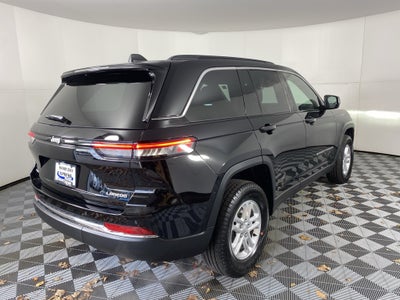 2025 Jeep Grand Cherokee Base