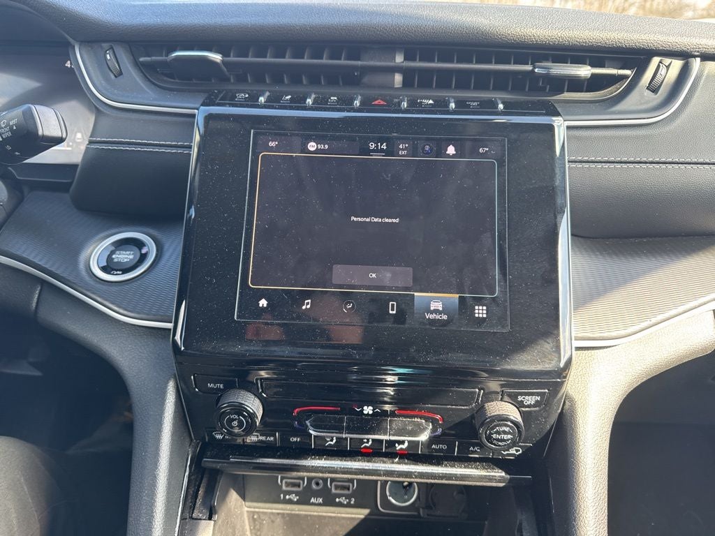 2023 Jeep Grand Cherokee Laredo