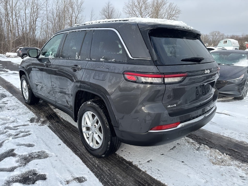 2025 Jeep Grand Cherokee Base