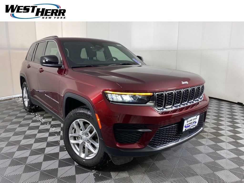 2025 Jeep Grand Cherokee Base