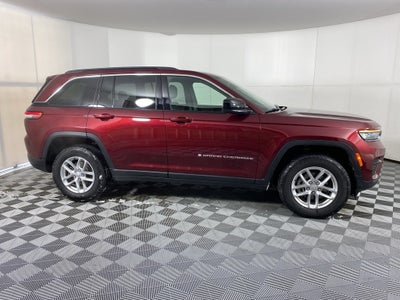 2025 Jeep Grand Cherokee Base