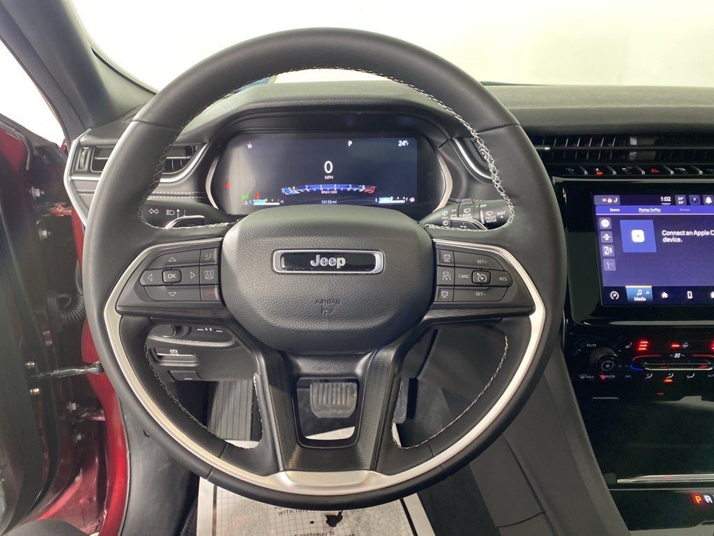 2025 Jeep Grand Cherokee Base