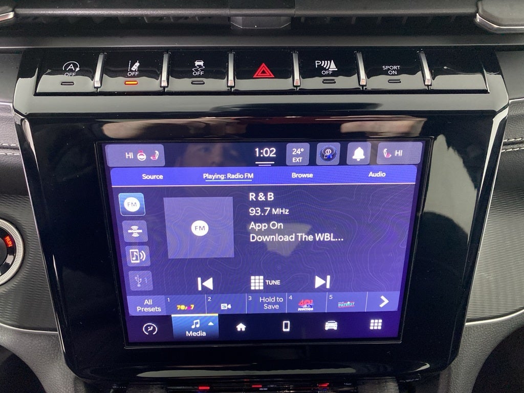 2025 Jeep Grand Cherokee Base