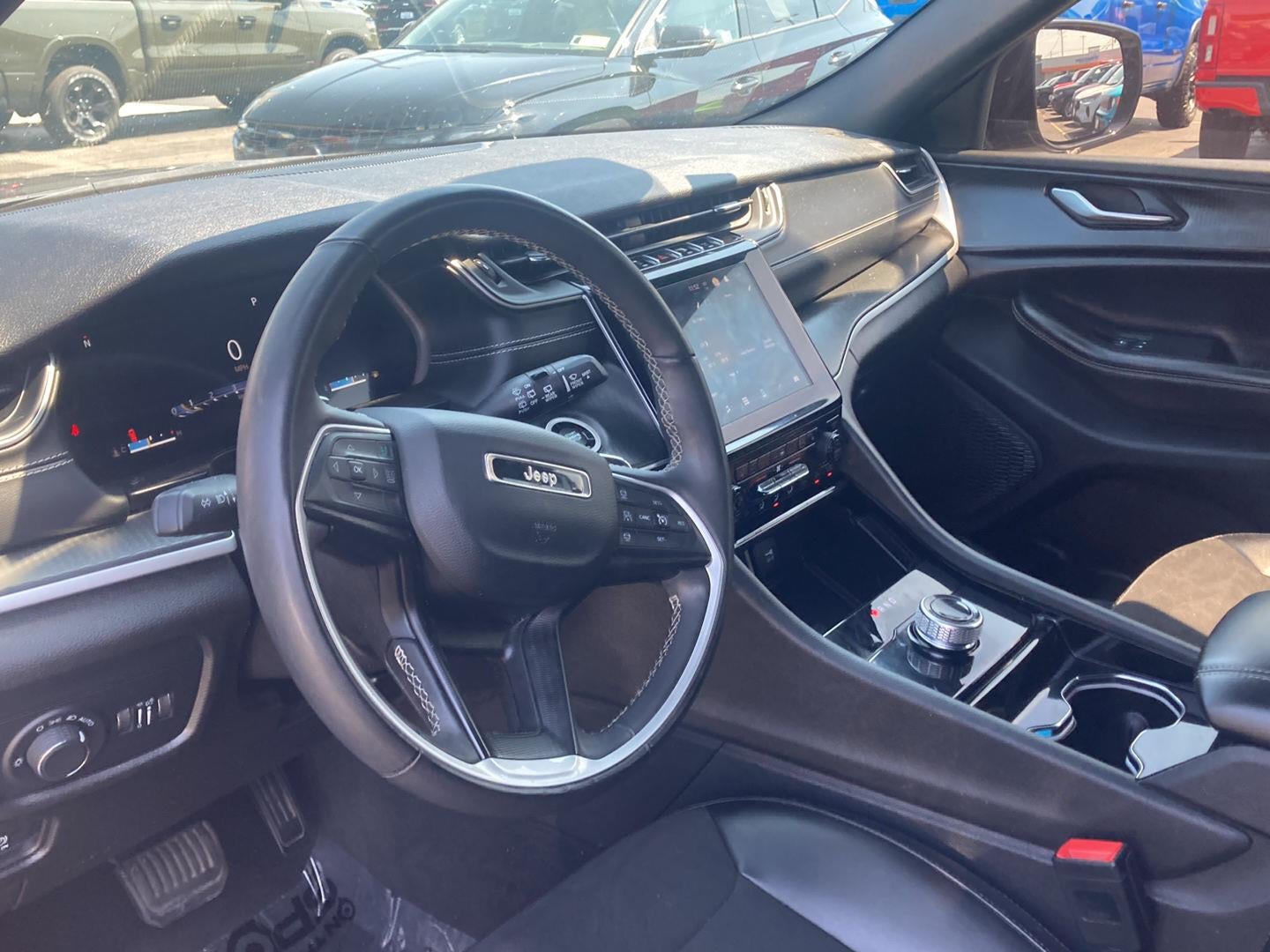 2023 Jeep Grand Cherokee Altitude