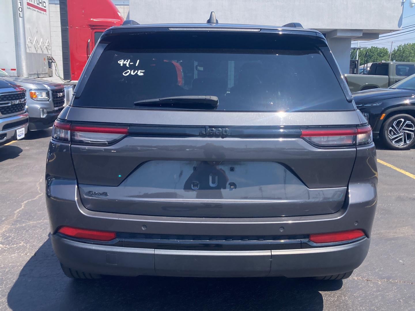 2023 Jeep Grand Cherokee Altitude