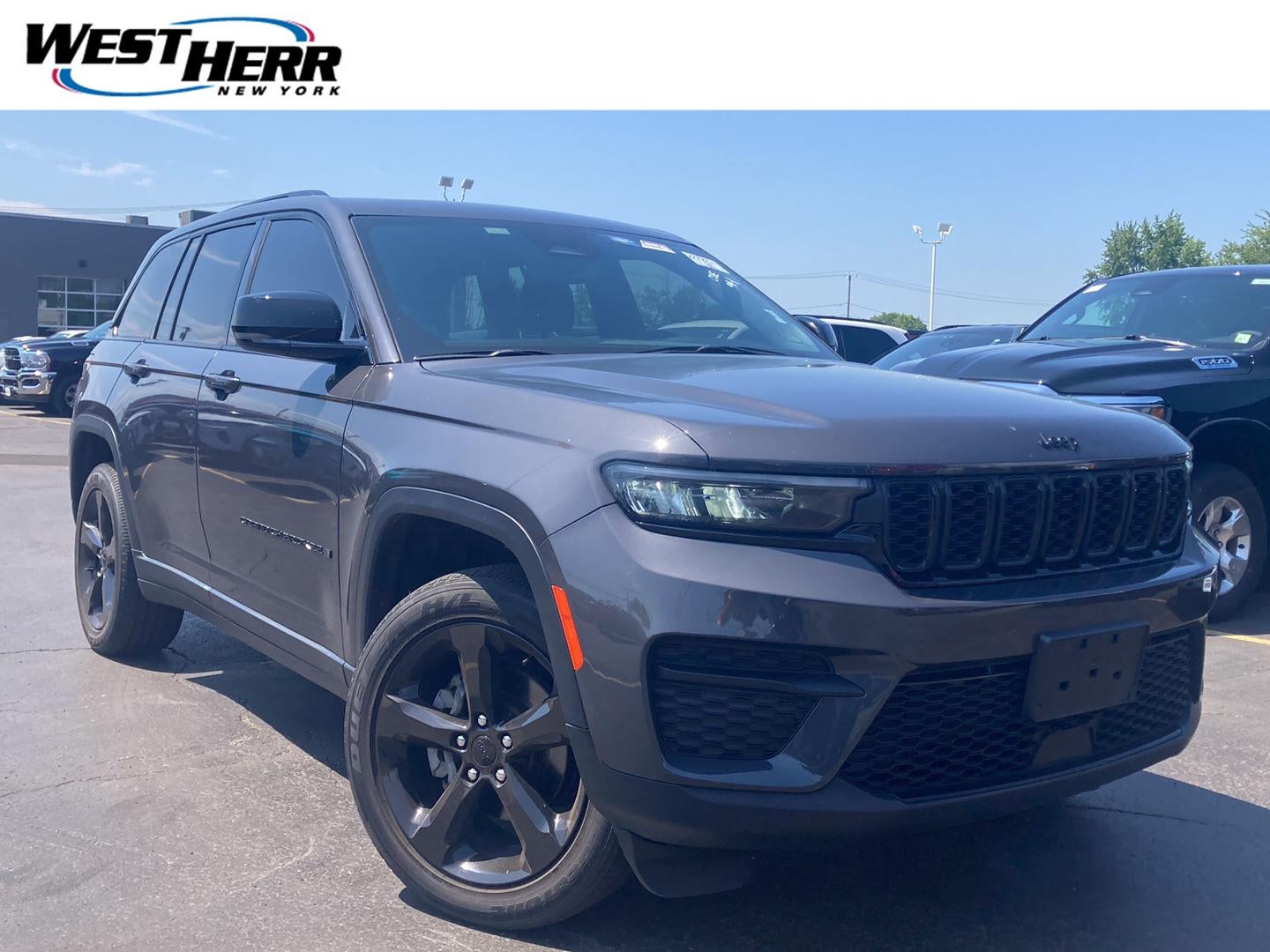 2023 Jeep Grand Cherokee Altitude