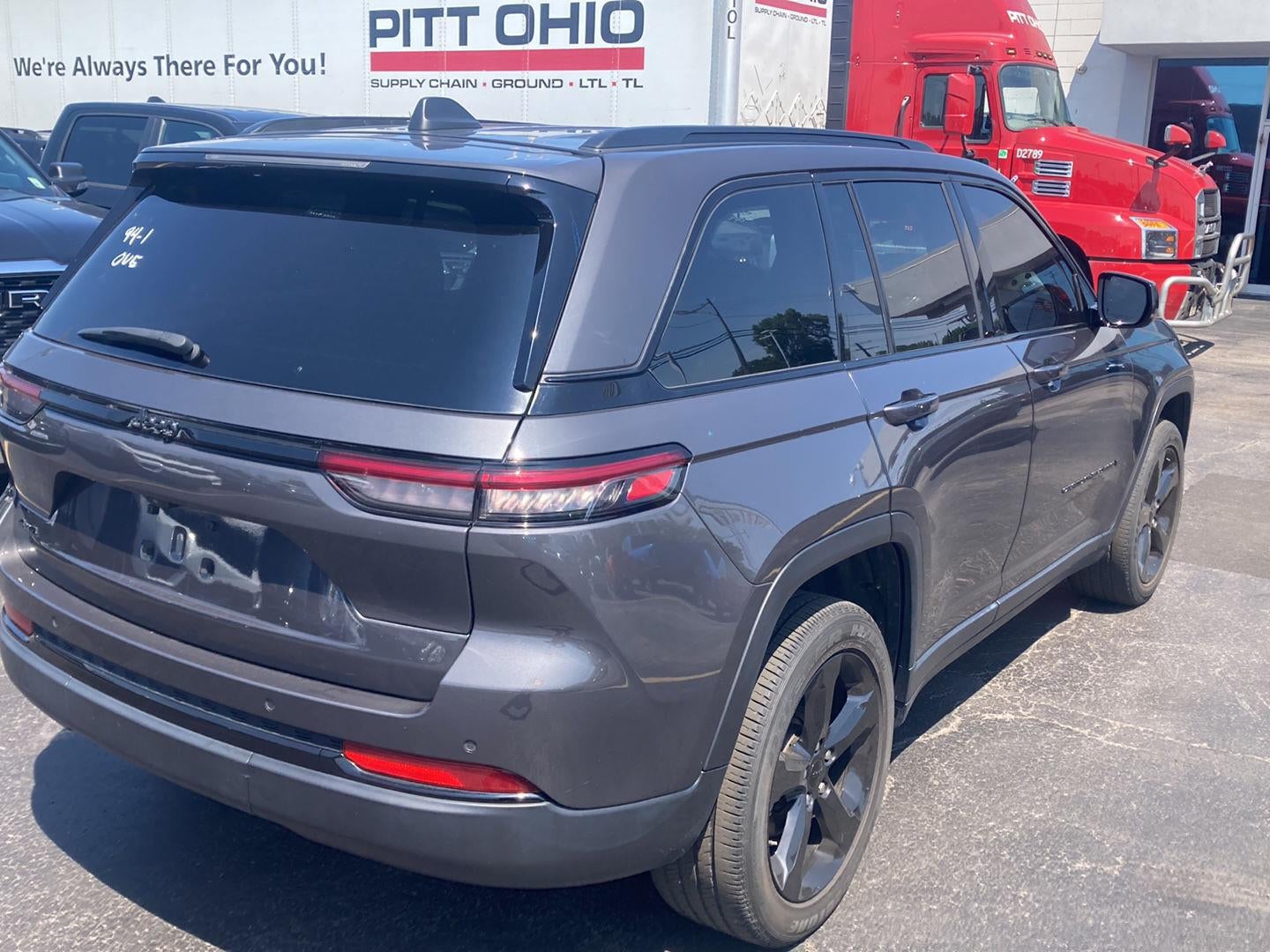 2023 Jeep Grand Cherokee Altitude