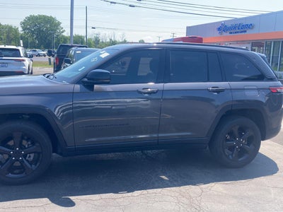 2023 Jeep Grand Cherokee Altitude