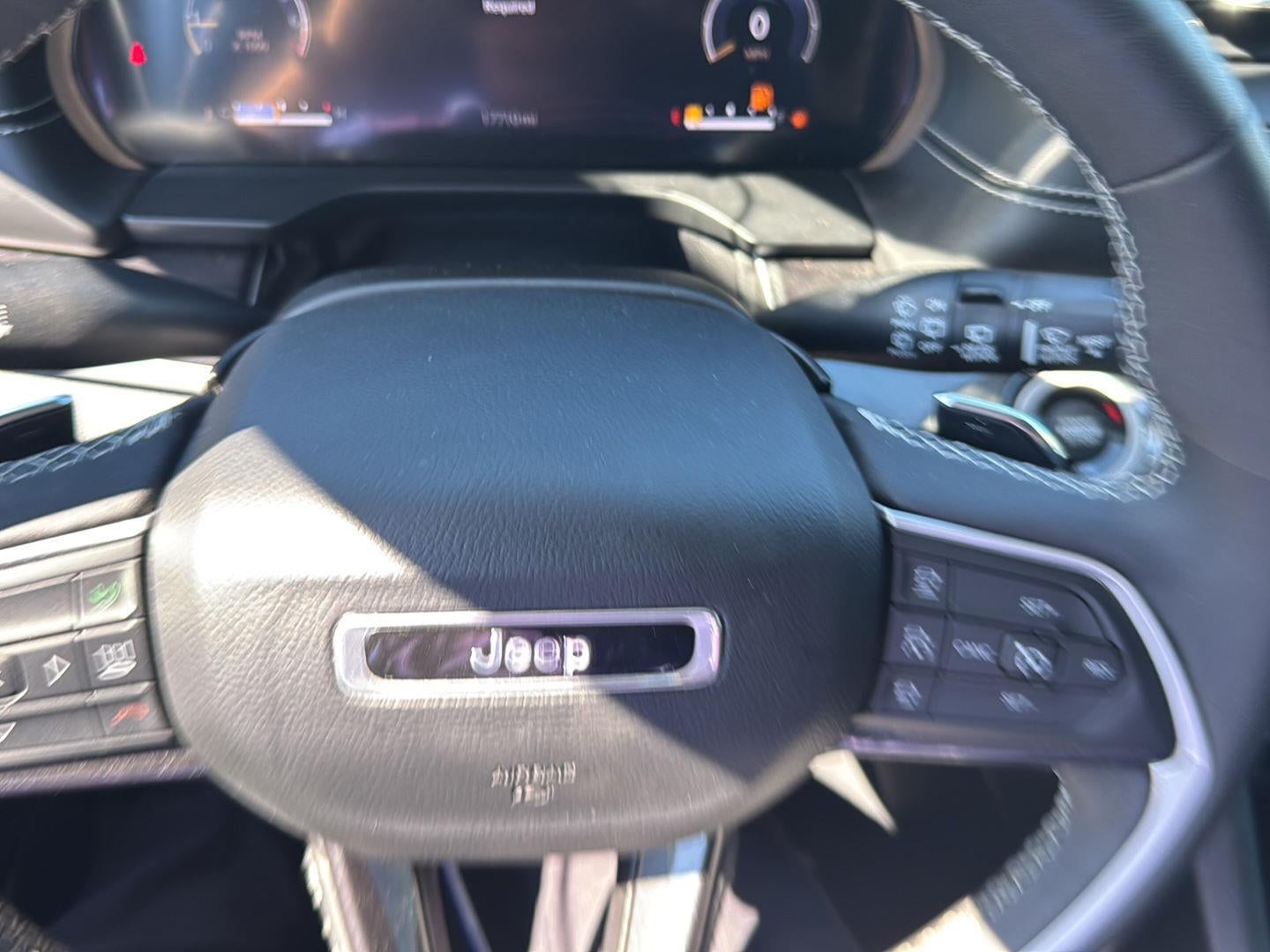 2023 Jeep Grand Cherokee Laredo