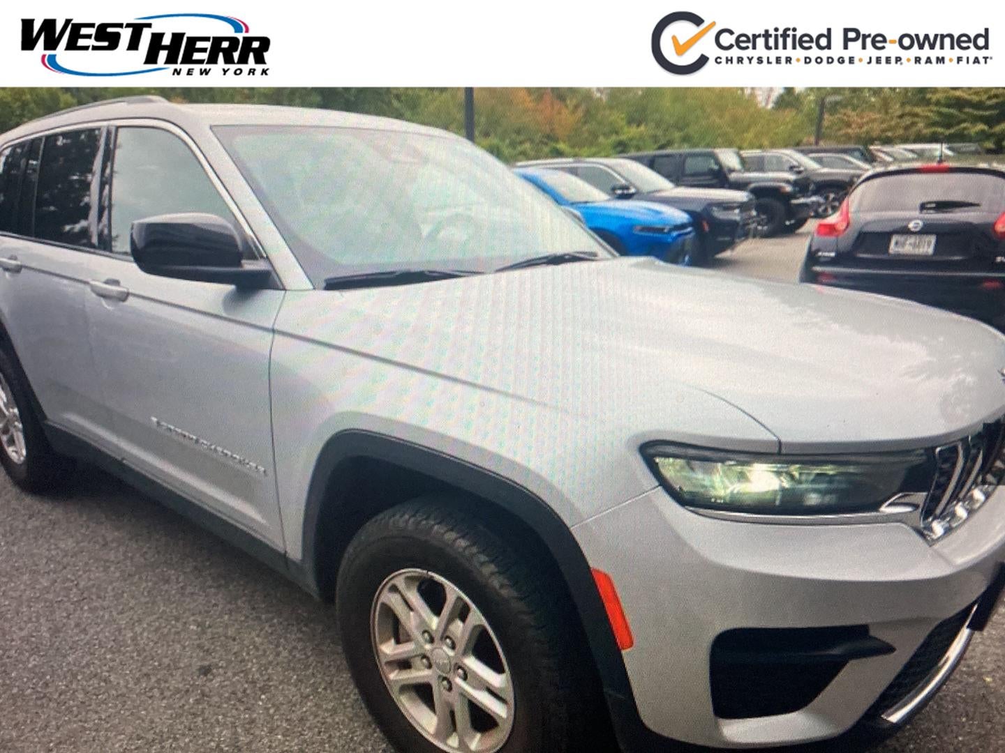 2023 Jeep Grand Cherokee Laredo