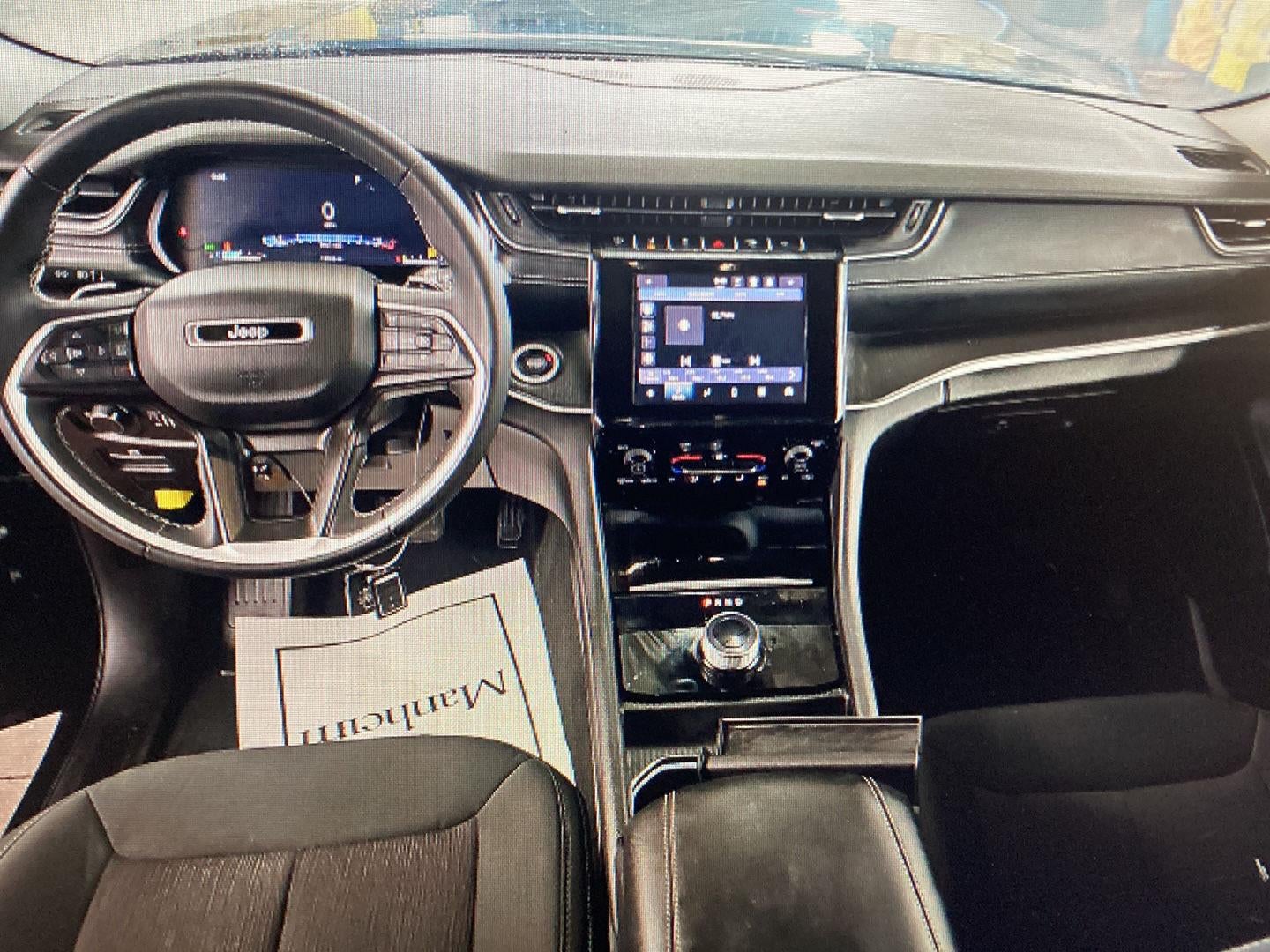 2023 Jeep Grand Cherokee Laredo