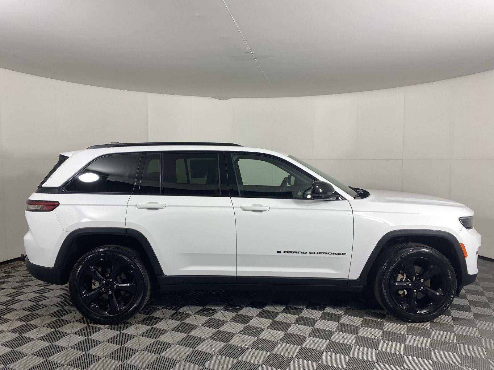 2023 Jeep Grand Cherokee Altitude X