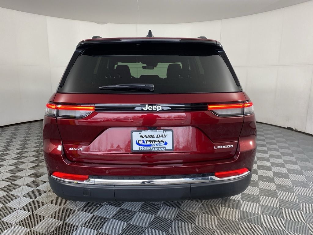 2025 Jeep Grand Cherokee Laredo