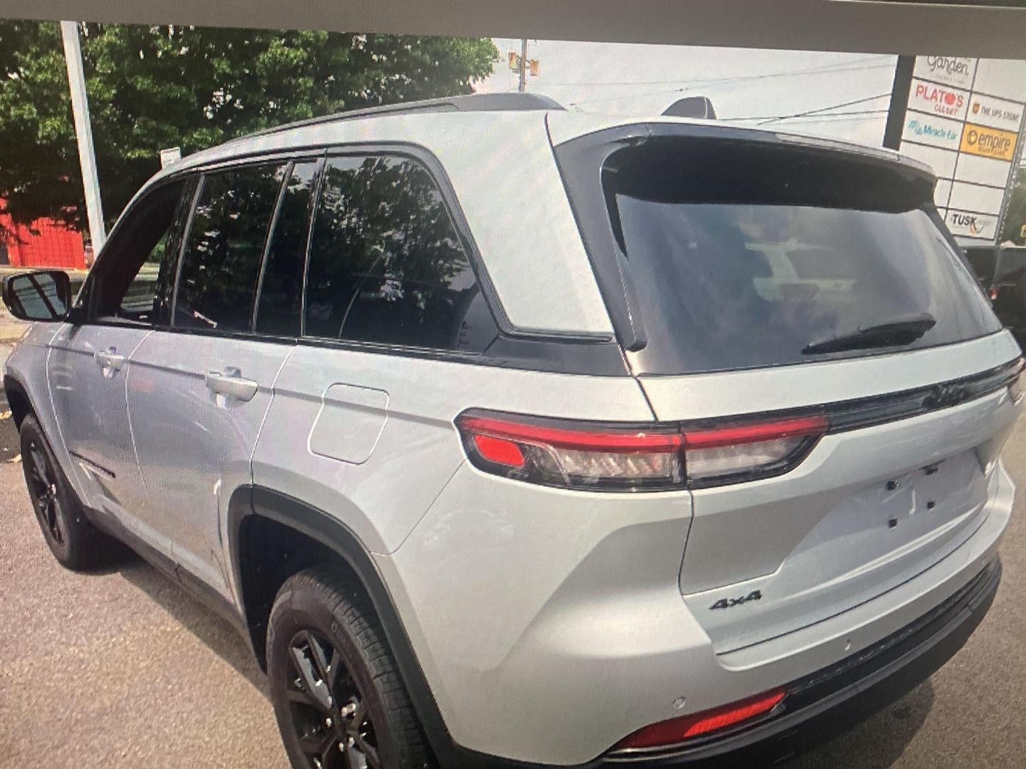 2025 Jeep Grand Cherokee Altitude