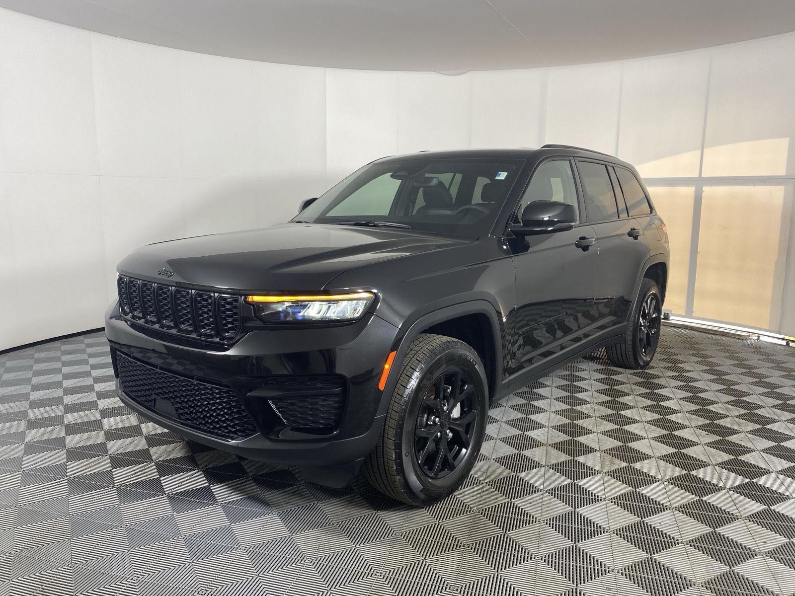 2024 Jeep Grand Cherokee Altitude