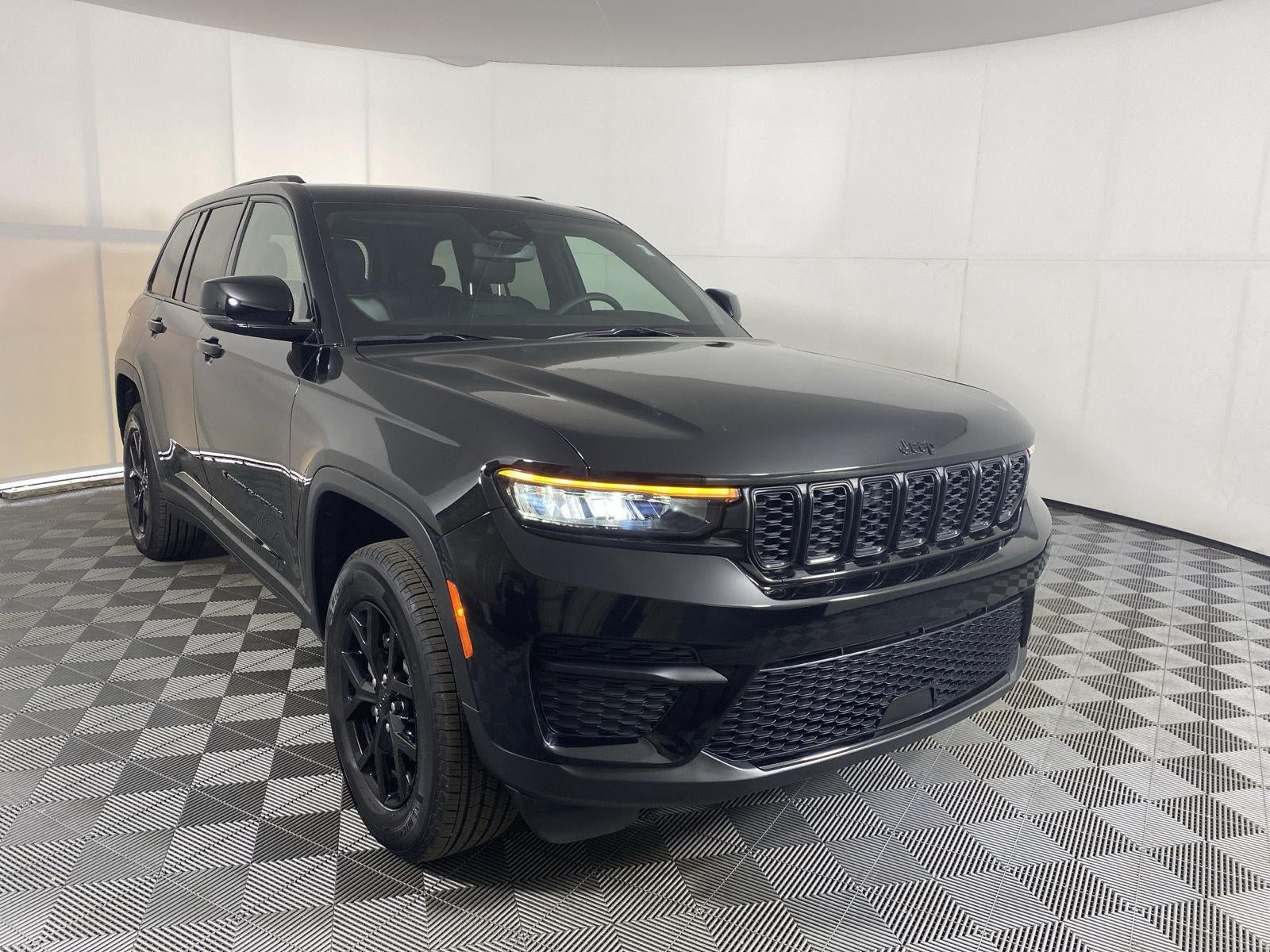 2024 Jeep Grand Cherokee Altitude