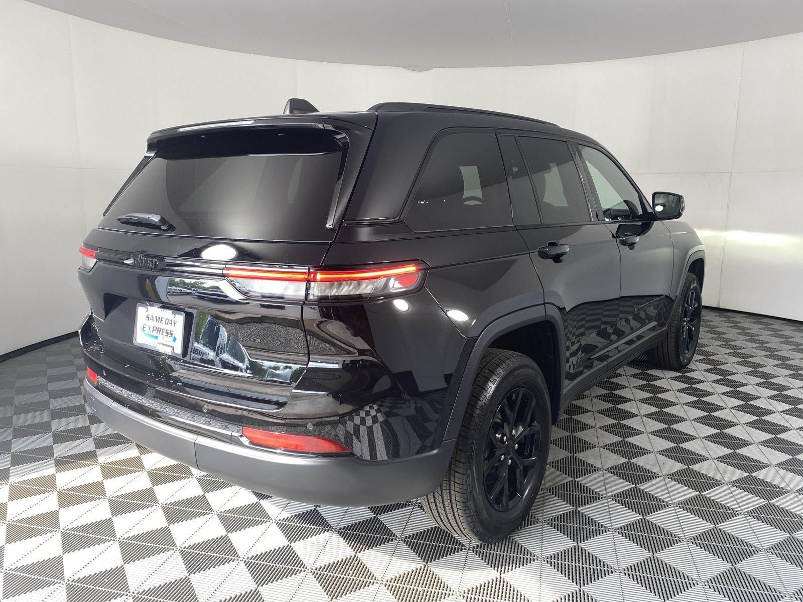 2024 Jeep Grand Cherokee Altitude