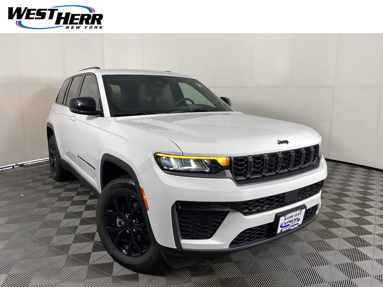 2026 Jeep Grand Cherokee Laredo
