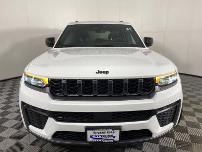 2026 Jeep Grand Cherokee Laredo