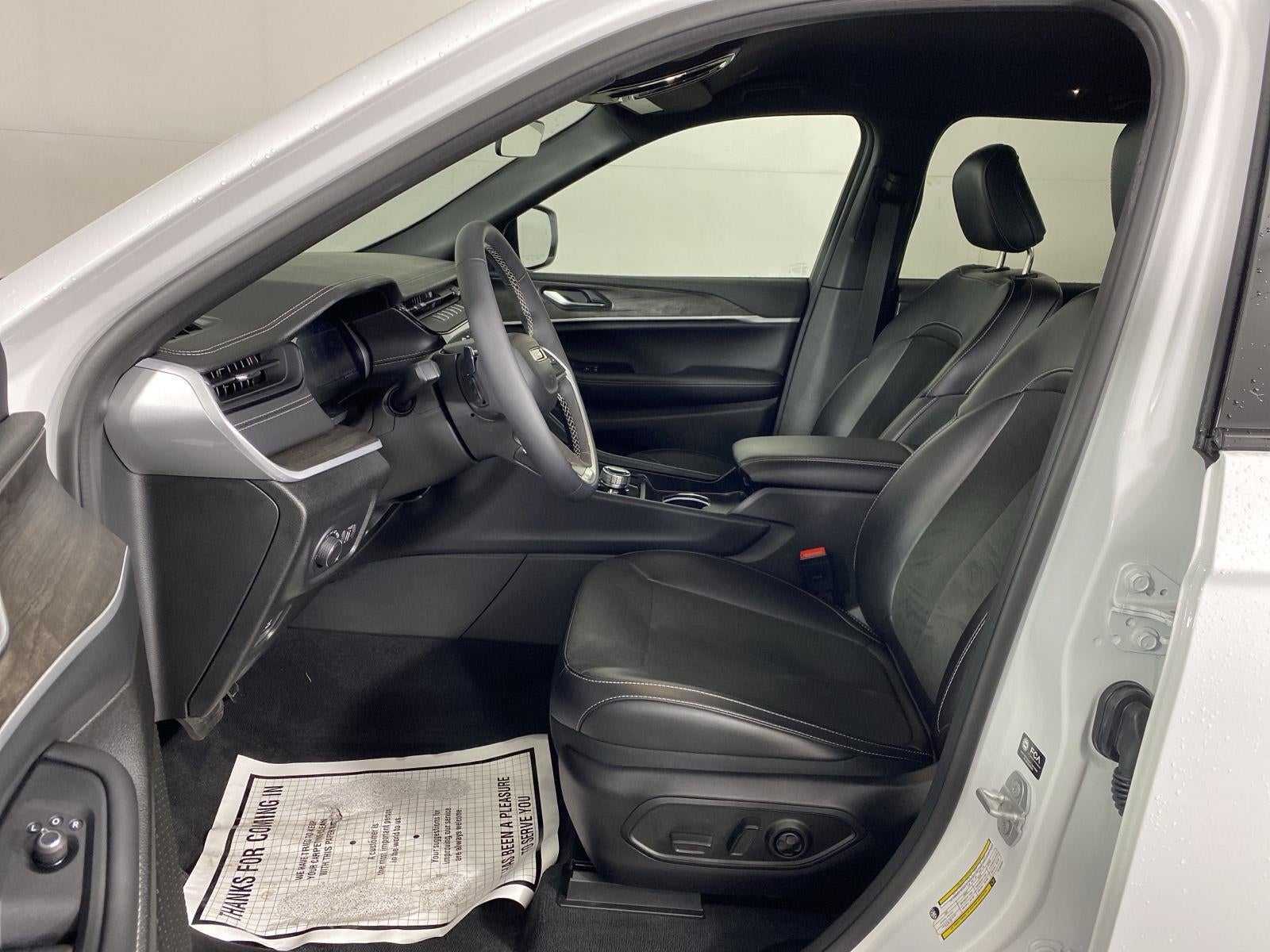 2026 Jeep Grand Cherokee Laredo