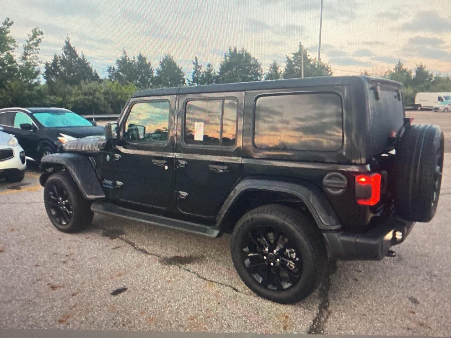 2025 Jeep Wrangler 4Xe Sahara
