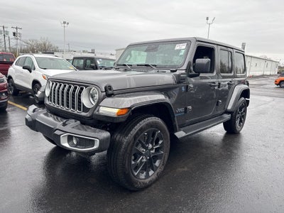 2025 Jeep Wrangler Sahara 4xe