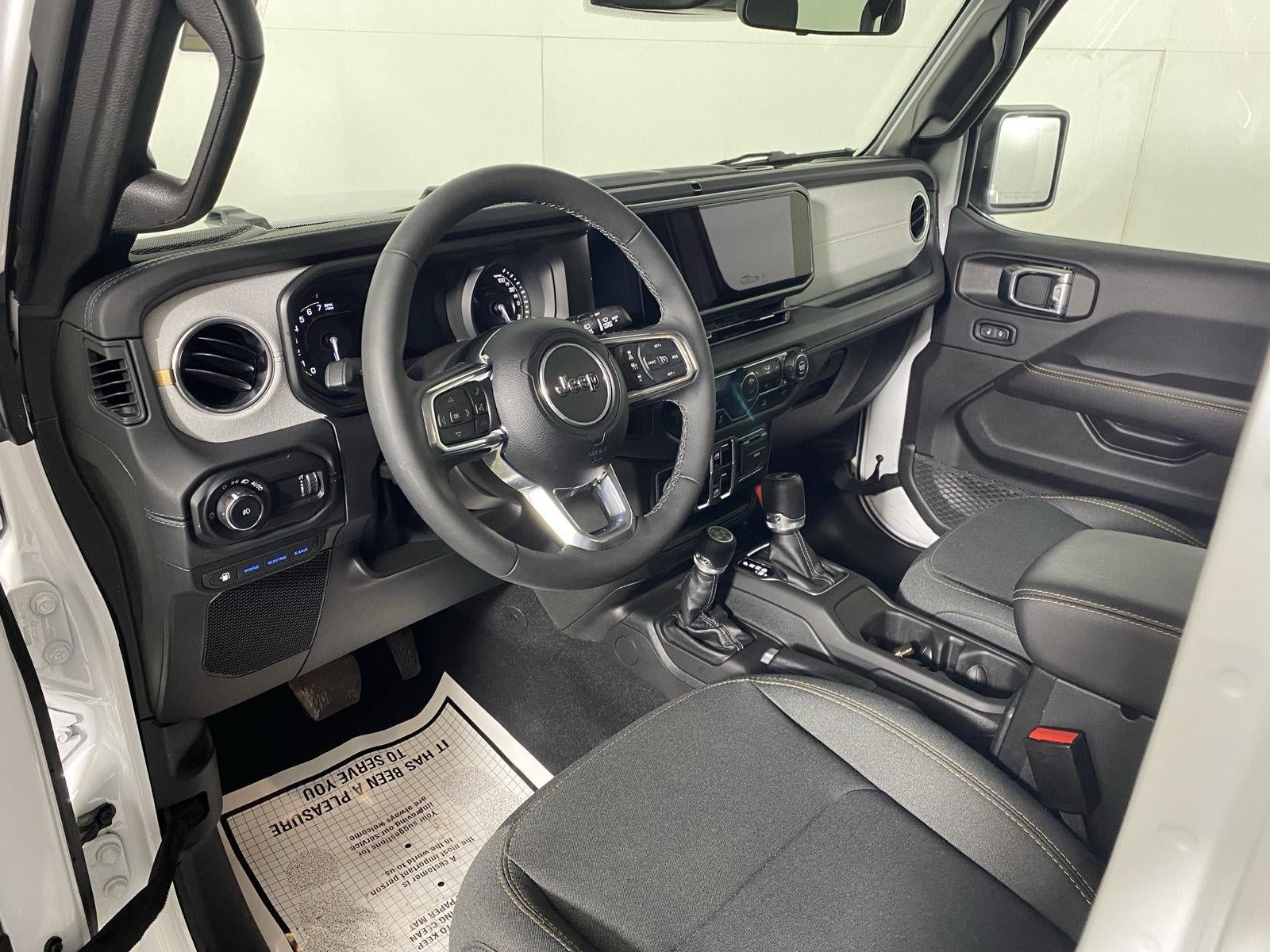 2025 Jeep Wrangler 4xe Sahara