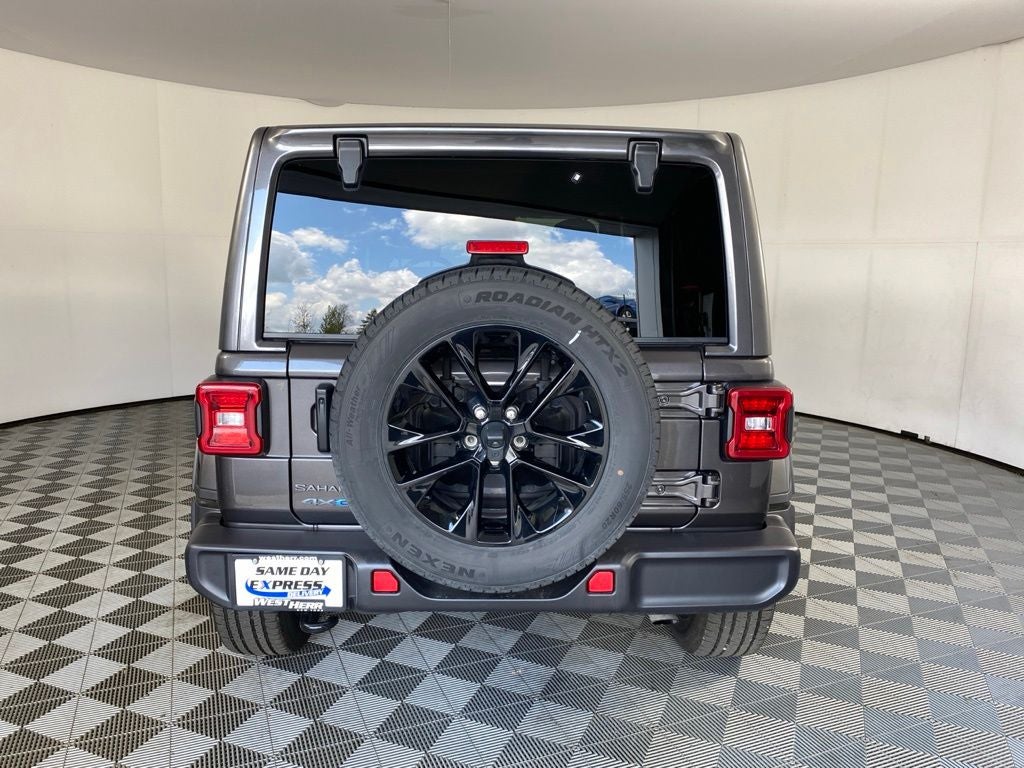 2025 Jeep Wrangler Sahara 4xe
