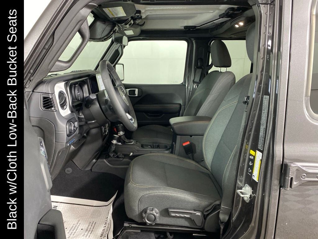 2025 Jeep Wrangler Sahara 4xe