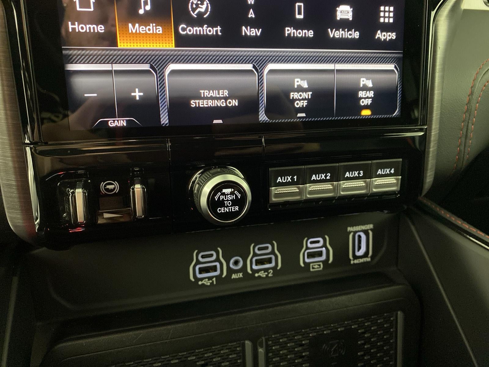 2025 RAM 1500 RHO