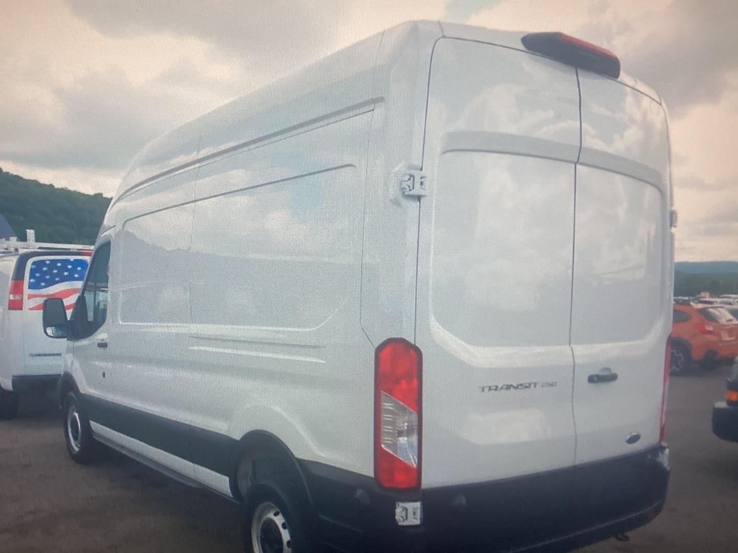 2025 Ford Transit 250