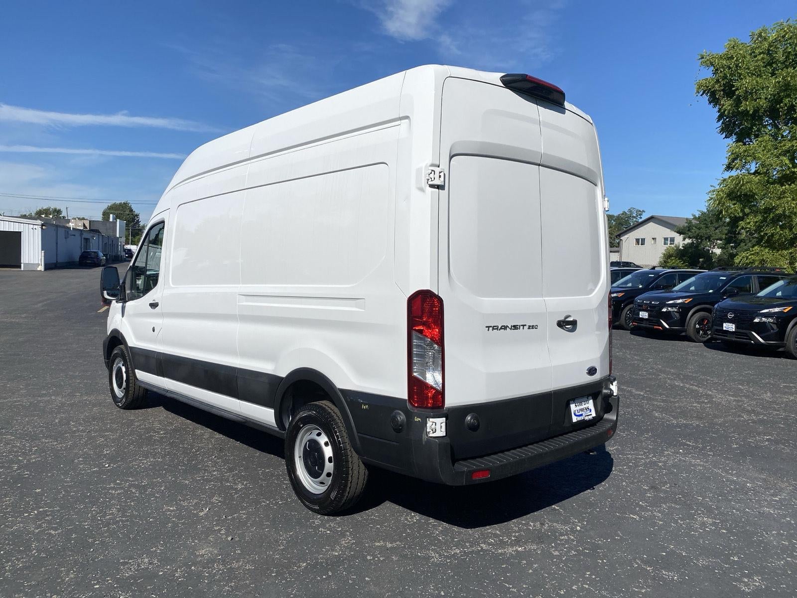 2025 Ford Transit 250