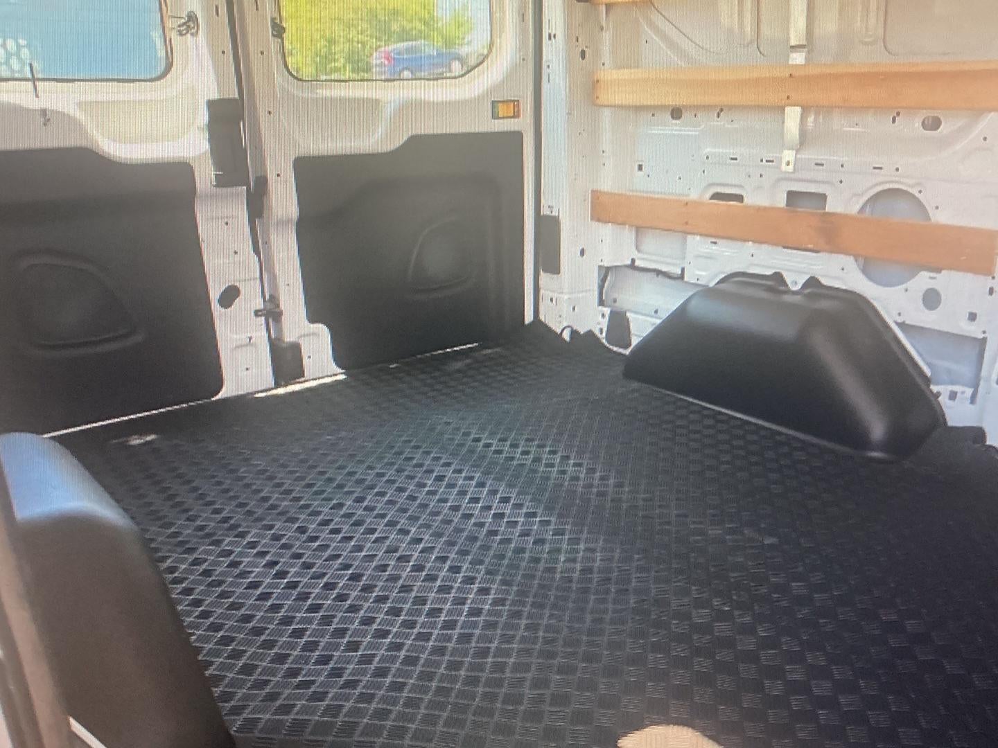 2025 Ford Transit 250