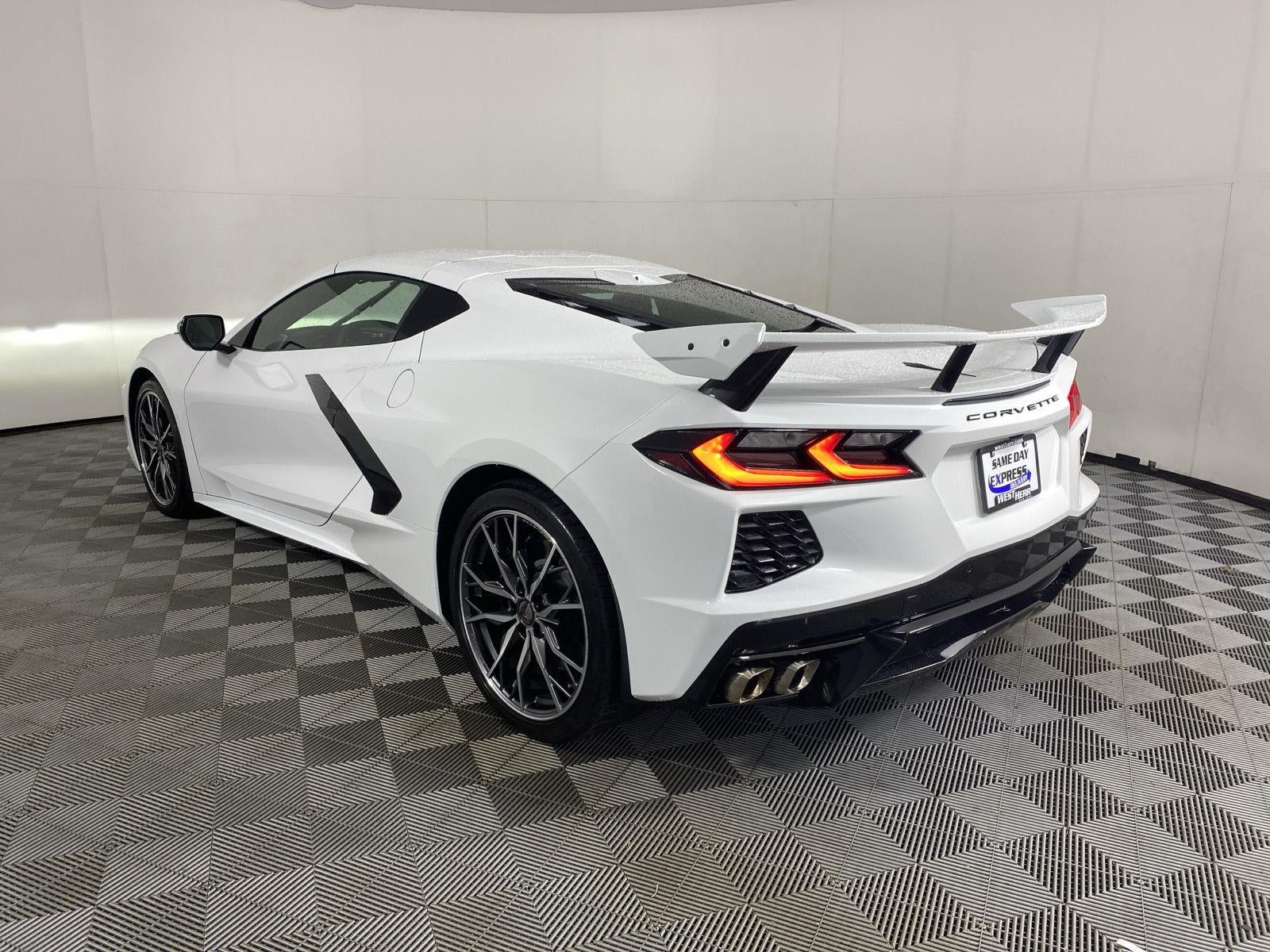 2023 Chevrolet Corvette 2LT