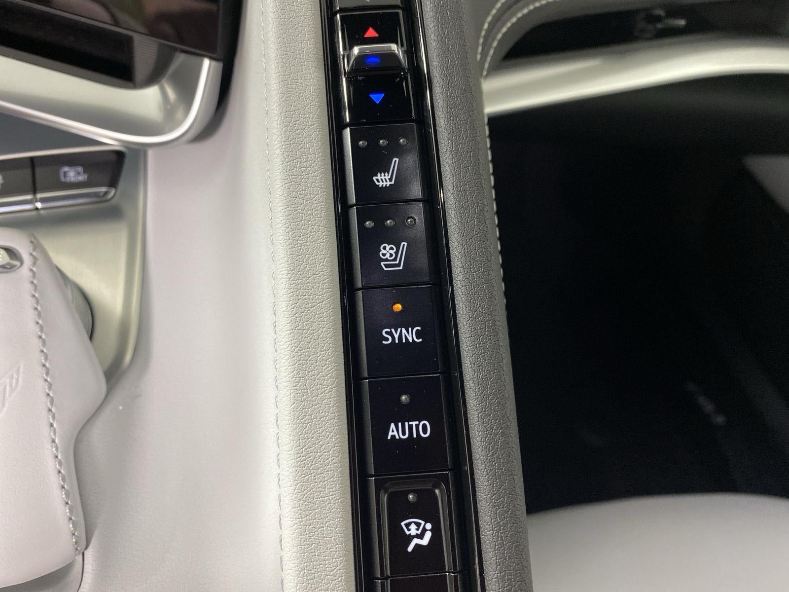 2023 Chevrolet Corvette 2LT