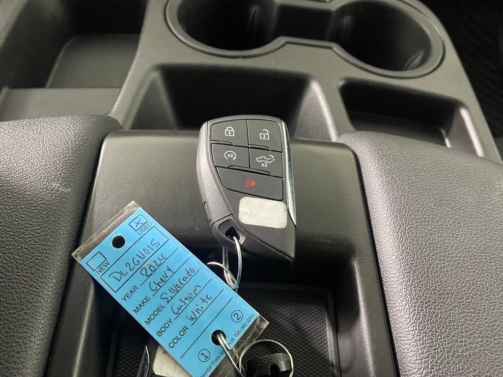 2024 Chevrolet Silverado 1500 Custom