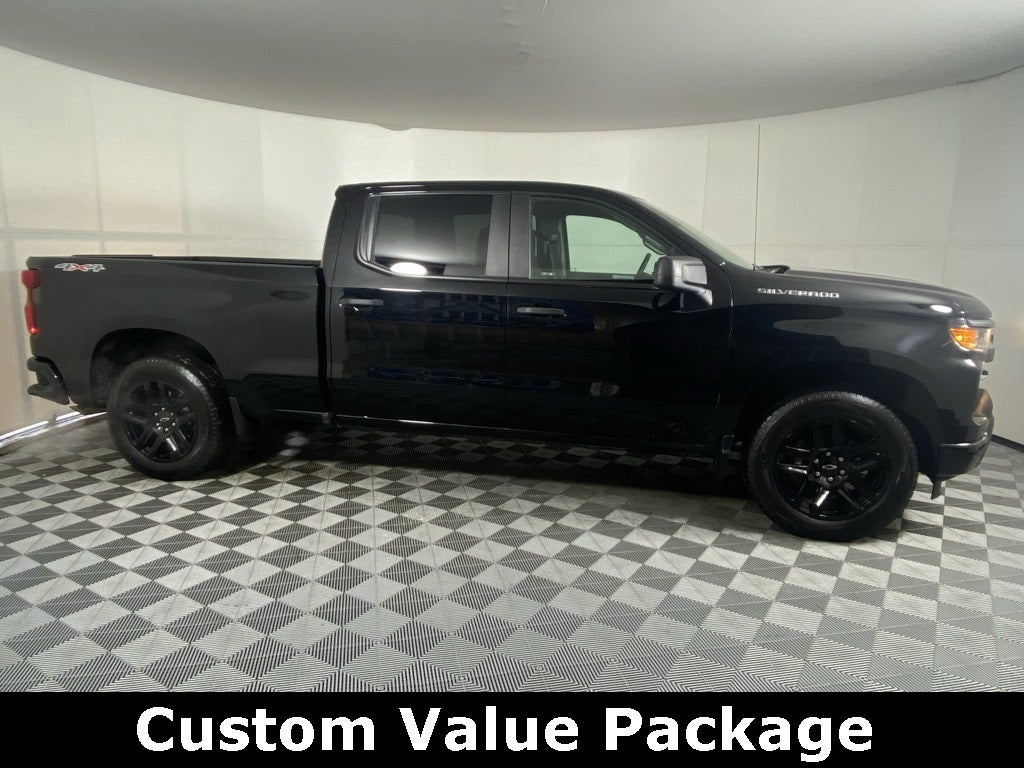 2024 Chevrolet Silverado 1500 Custom