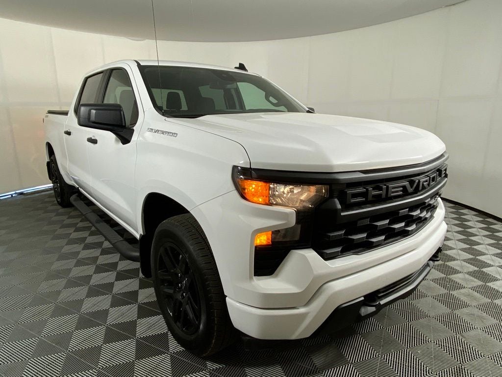 2024 Chevrolet Silverado 1500 Custom