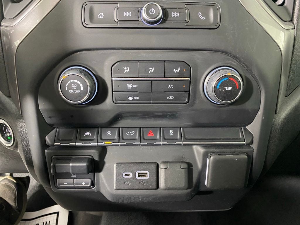 2024 Chevrolet Silverado 1500 Custom