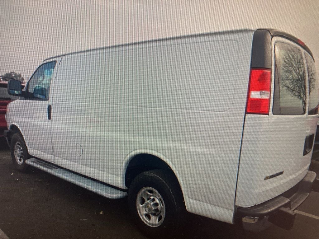 2024 Chevrolet Express 2500 Work Van Cargo