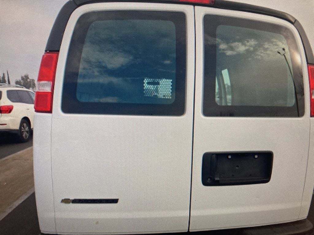 2024 Chevrolet Express 2500 Work Van Cargo